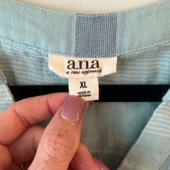 ana blouse - Picture 2 of 5